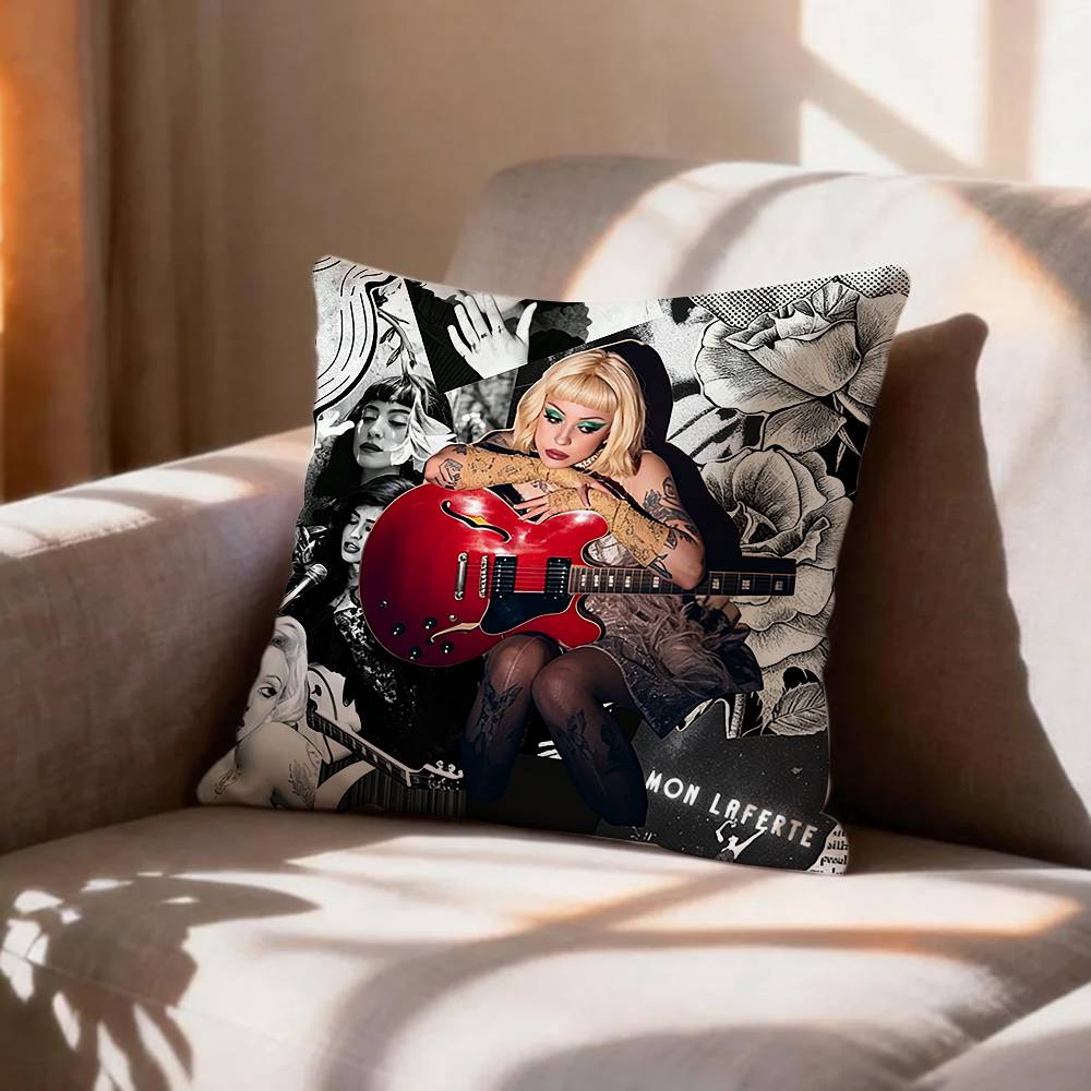 COOL FEMME FATALE MMon LLaferte   Pillow Case Pattern Printed Pillowcase For Living Room Sofa Cushion Cover