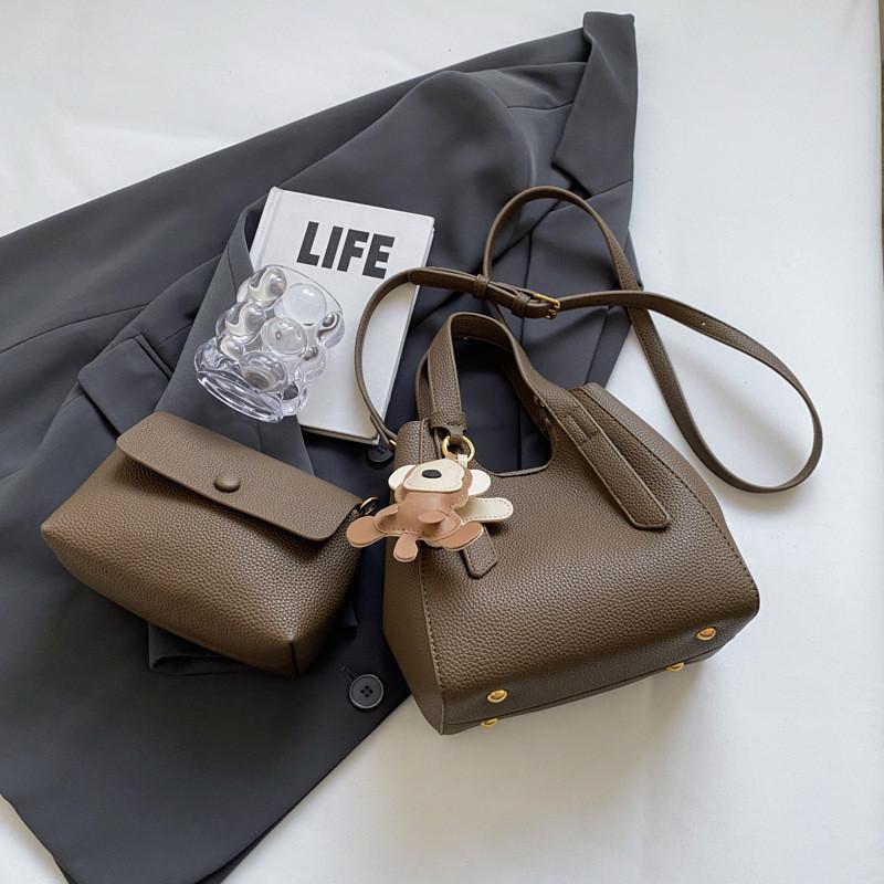 High-end Crossbody Bag Women s 2023 New Fashion Retro Simple Shoulder Bag хаки