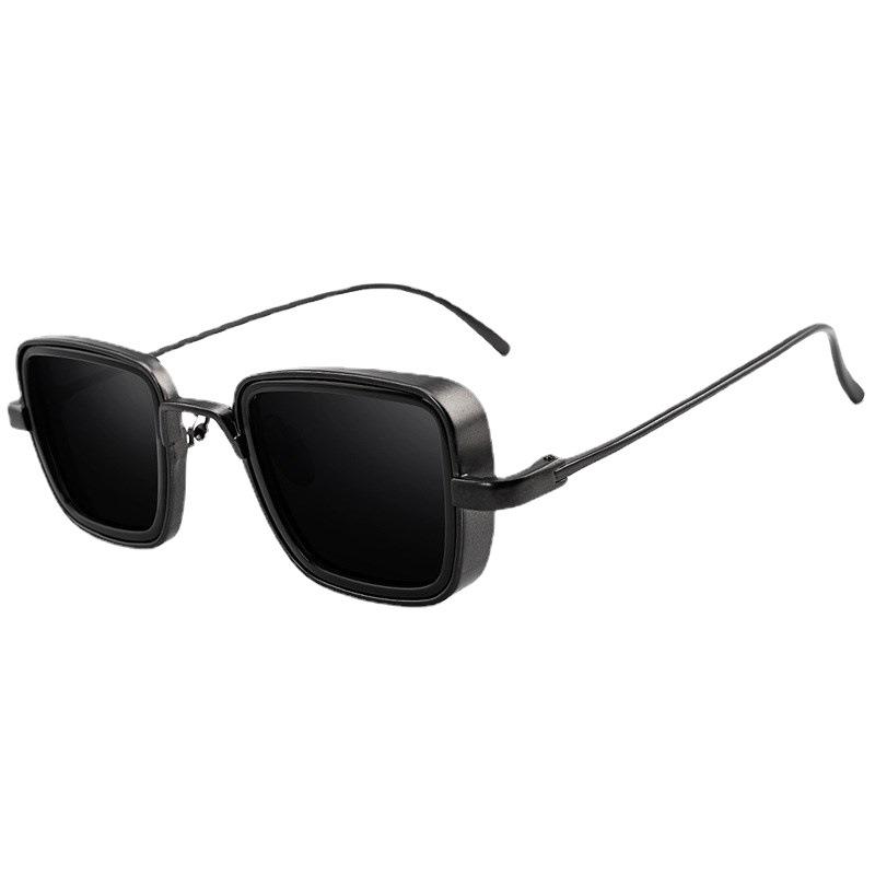 Unisex Vintage Square Frame Sunglasses: Trendy Metal Thick-Rimmed Outdoor Fashion