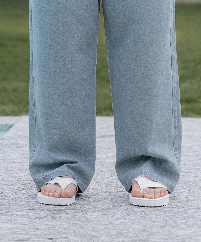 Dekkoloso Cool Flow Denim Wide Elastic Waist Pants [Light Blue]