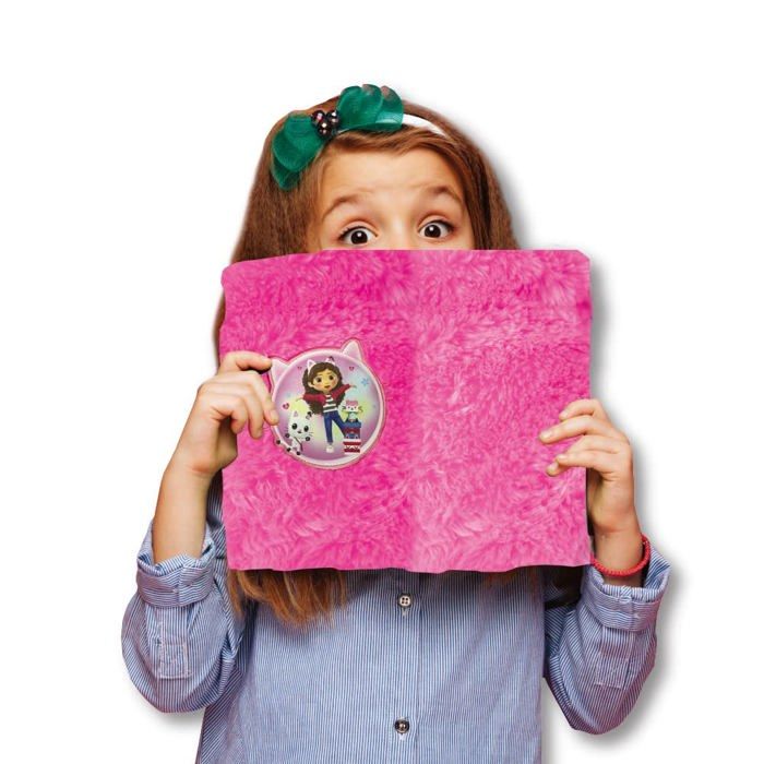 Journal d'activités en peluche - Cefa Toys - La Maison de poupée Gabby - 80 pages - 3 feuilles d'autocollants