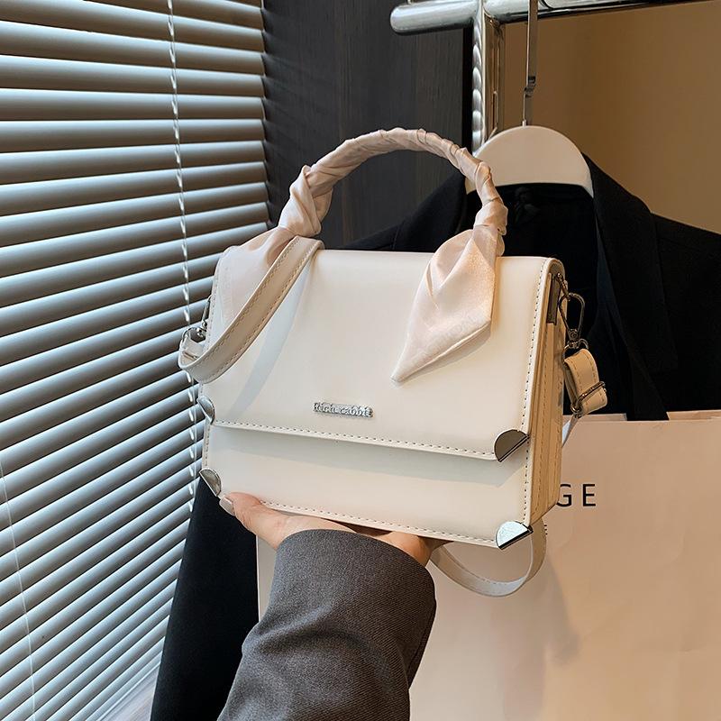 Niche Bag Women's New Korean Style Women's Bag Fashion Trend Chain Shoulder Bag Simple Texture Crossbody Bag Women