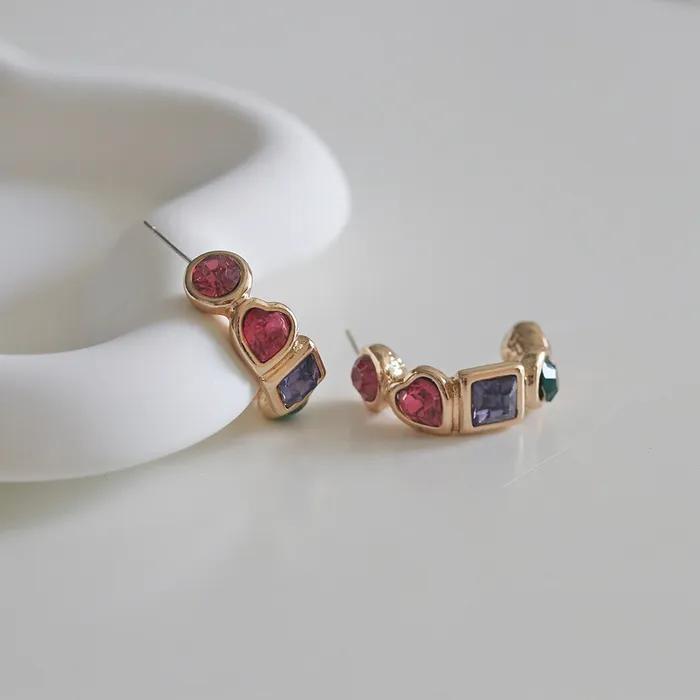 _ee39 Rainbow Point Hoop Earrings