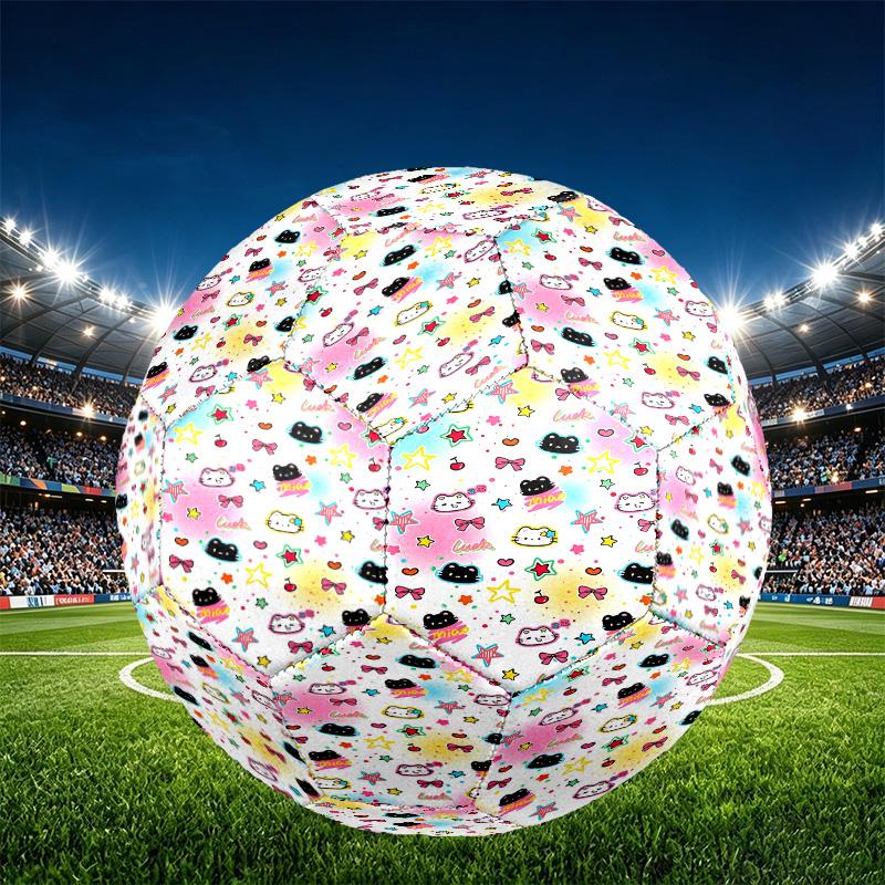 Crayon Shin Print Size 5 Soccer Ball, PU Wear Resistant Football for Match Training and Daily Practice, Birthday Gift for Soccer Fans