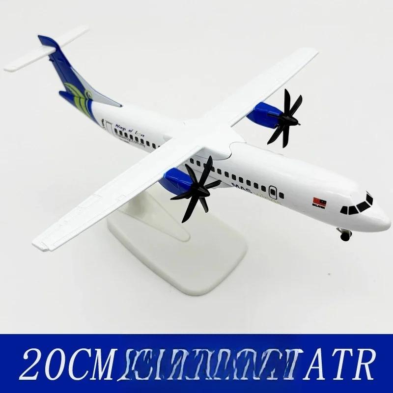 1/400 Scale Christmas Toys 20CM East Malaysia ATR Model Metal Aircraft Model for Collections Collected Gift By Aviation