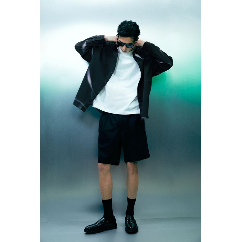 H M Crinkle oversHirt Loose Fit Black Patterned