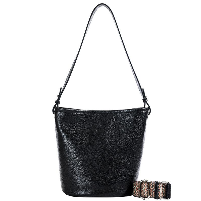 Bags retro fashion commuter bucket bags women's new casual versatile shoulder armpit bags niche foreign messenger bags