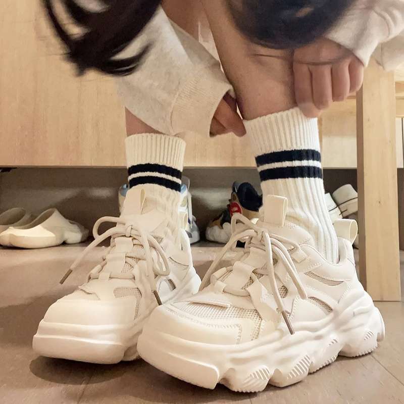 Dad Shoes Girl 2025 Spring and Summer New Lightweight Soft Bottom Non-slip Breathable Mesh Comfortable Versatile Casual Sports Women's Shoes