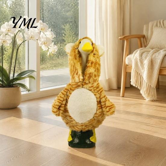 Decorative Goose Clothes for Windowsill Animal Clothing 23 Inch Porch Goose, Outfit, Creative Removable Costume Garden Yard And Garden, Seasonal Lawn