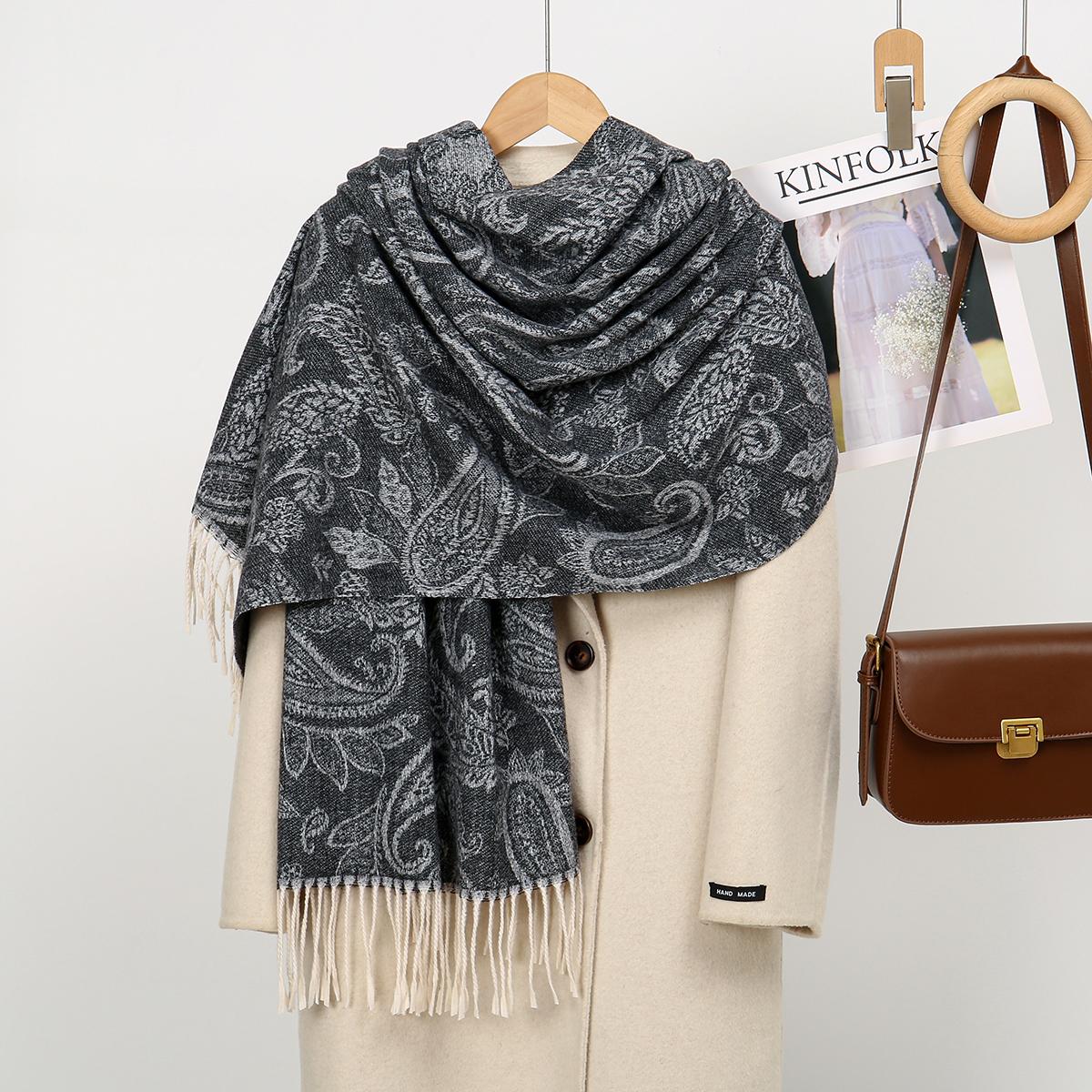

Fashion Jacquard Pashmina Scarf Tassels Style Big Shawls Woman Autumn Warm Wraps Cape Female Thick Blanket 185*70cm