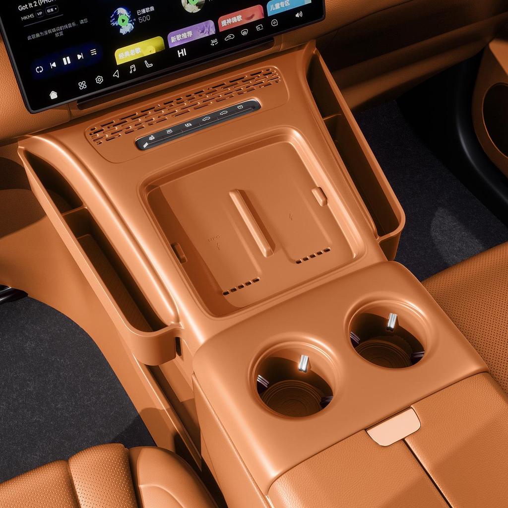 Silicone Storage Mat for 26 Lantu Tianshan Console Models - Multifunctional & Fully Enclosed Car Accessory
