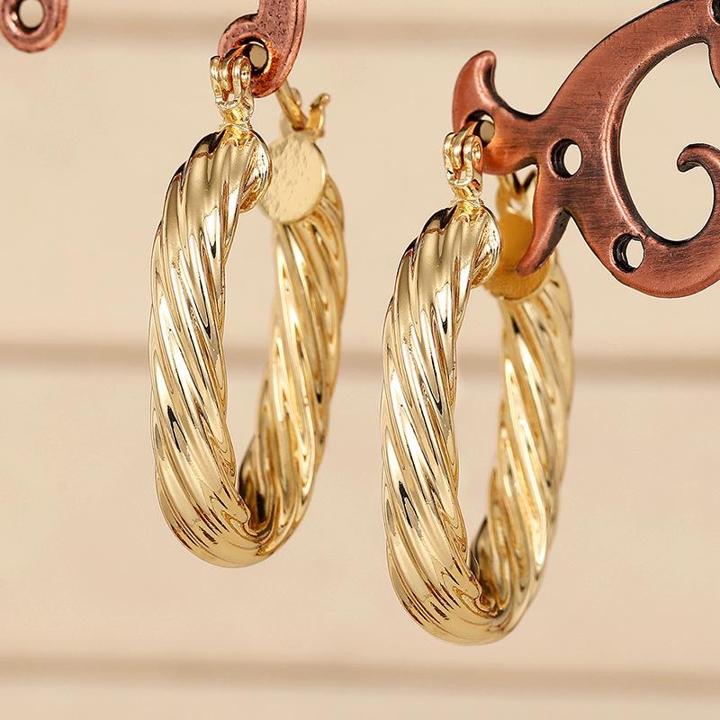 1 Pair, Fashionable, Exquisite and Versatile, Fashionable Textured Earrings