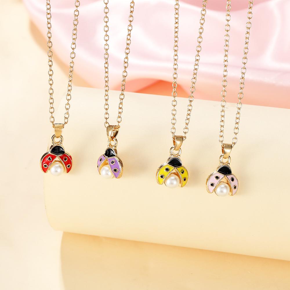 Cute Yellow Pink Red Purple Colors Mini Coccinella Pendant Necklace For Girls Golden Chain Jewelry Gift