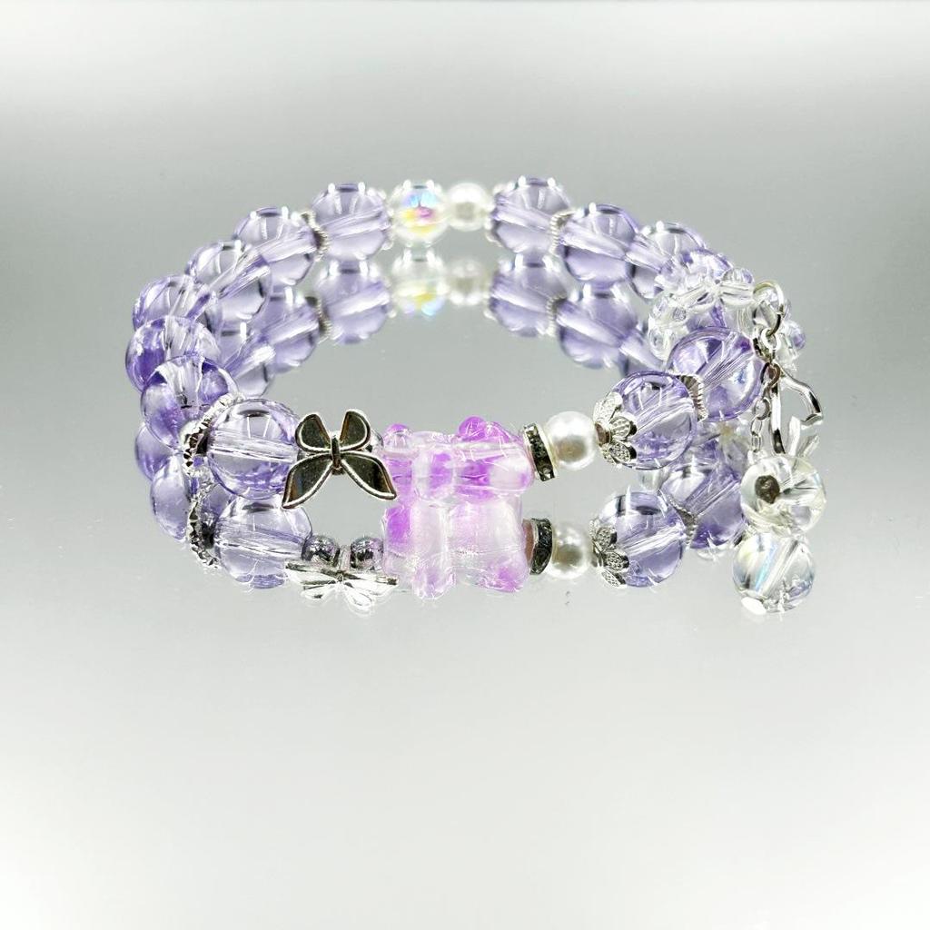 Ice Crystal Glass Beaded Bear Bracelet: Versatile, Elegant, and Trendy.