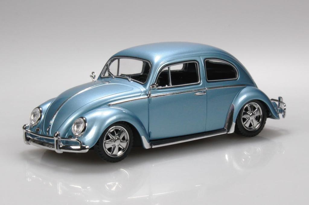 Aoshima Bunka Kyozai Rakupura Snap Kit Volkswagen Beetle Custom Scale Plastic Model Kit Co., Ltd. (AOSHIMA) No. 20CU-SS (Strato Silver) 1/32