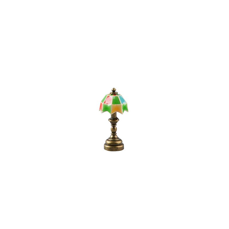 Retro Miniature Desk Lamp Ornament for Dollhouse Scenes