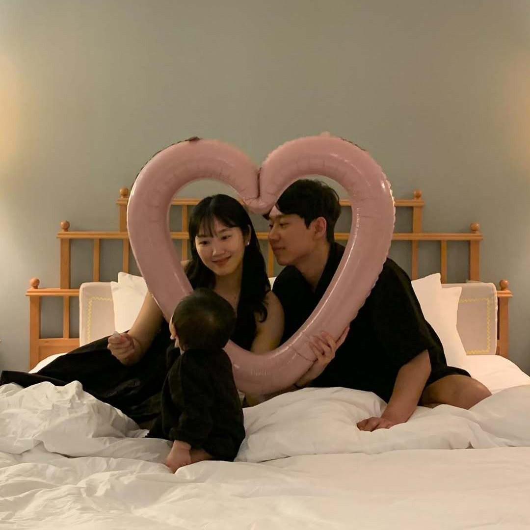

Heart-Shaped Hollow Balloon Party Decoration and Photo Prop Set