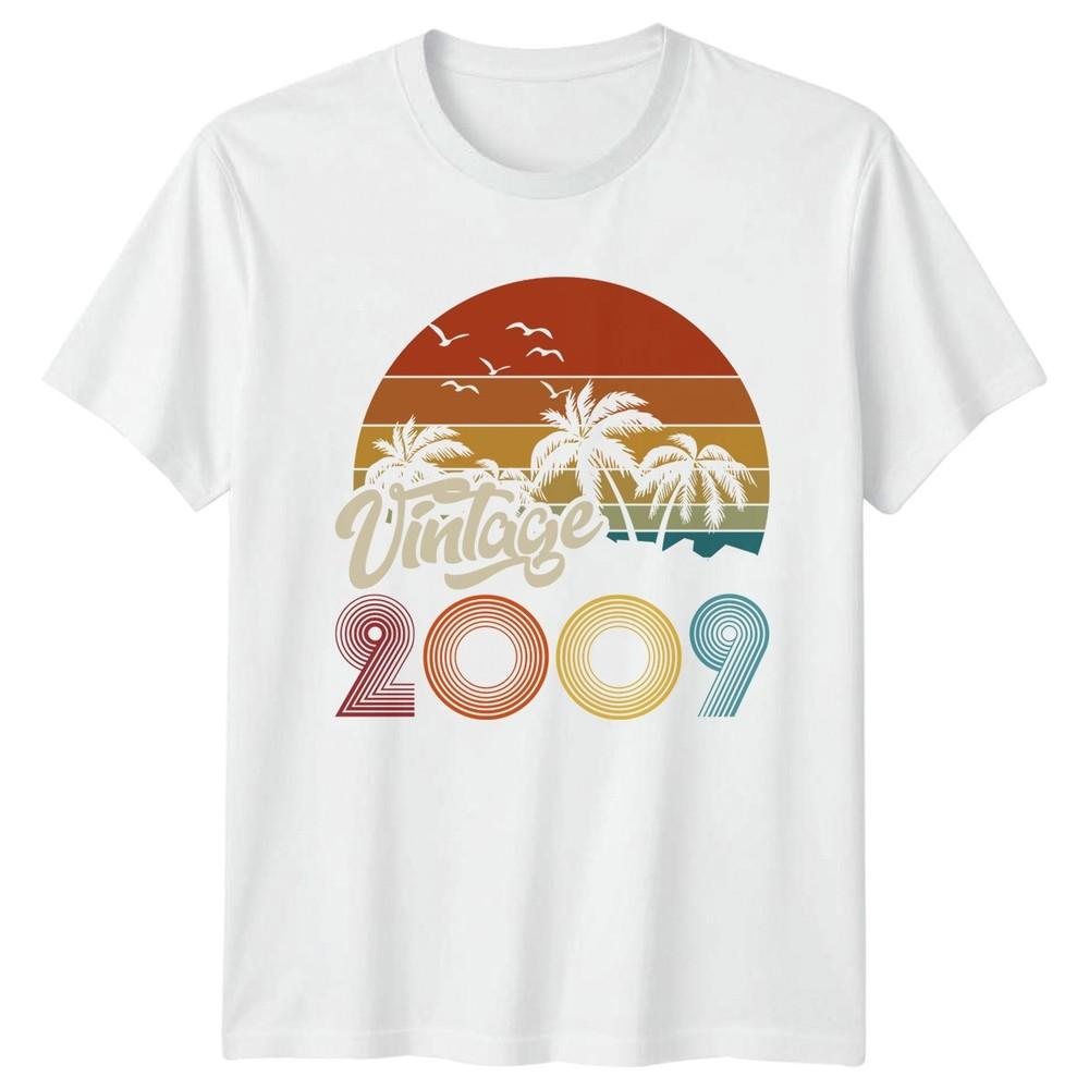 17th Birthday TShirt Vintage 2009 Birthday Party Gift Retro Tee For Unisex Unisex