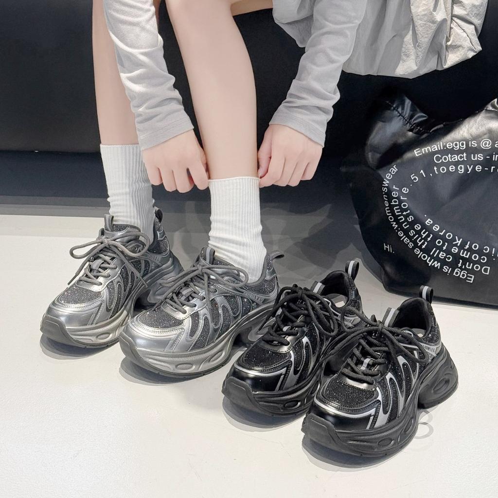 Daddy shoes girl 2025 new autumn leather platform fashion versatile casual sports shoes ins trendy shoes