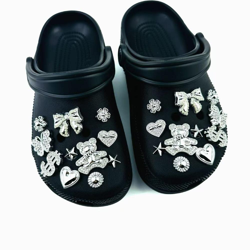 22PCS Summer Fashion Shoe Charms Set Accessories for Clogs Shoe Buckle Silver Diamond Bear Butterfly Rivet DIY Shoes Decorations