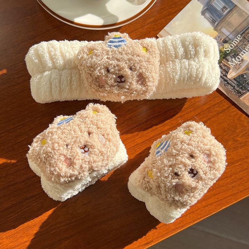 

Милые мультяшные тосты и рисовые шарики из фланели для умывания лица: Набор влагонепроницаемых, впитывающих резинок для волос на осень и зиму (3 куска)