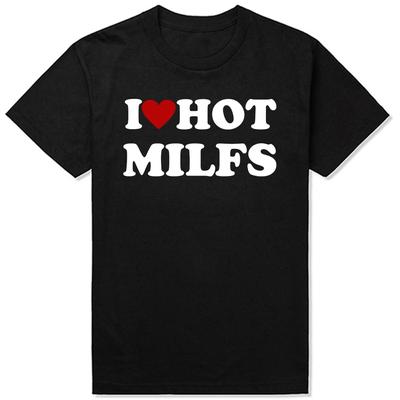 Rolig Jag Älskar Heta MILFS T-shirts Rött Hjärta Stil Grafisk Streetwear Kortärmad Födelsedagspresenter T-shirt Kläder