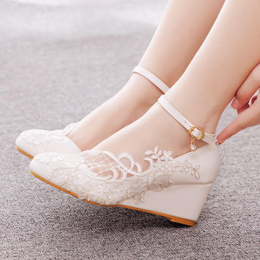 5 Cm Low Heel Pedicure Slim High Heel Shoes Women's Shoes Casual Shallow Mouth Buckle Round Toe Single Shoes Bridal Shoes