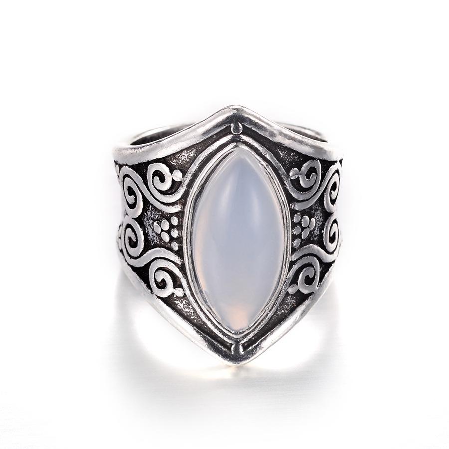 European American Retro Style Emerald Cut Fashion Ring Size 6