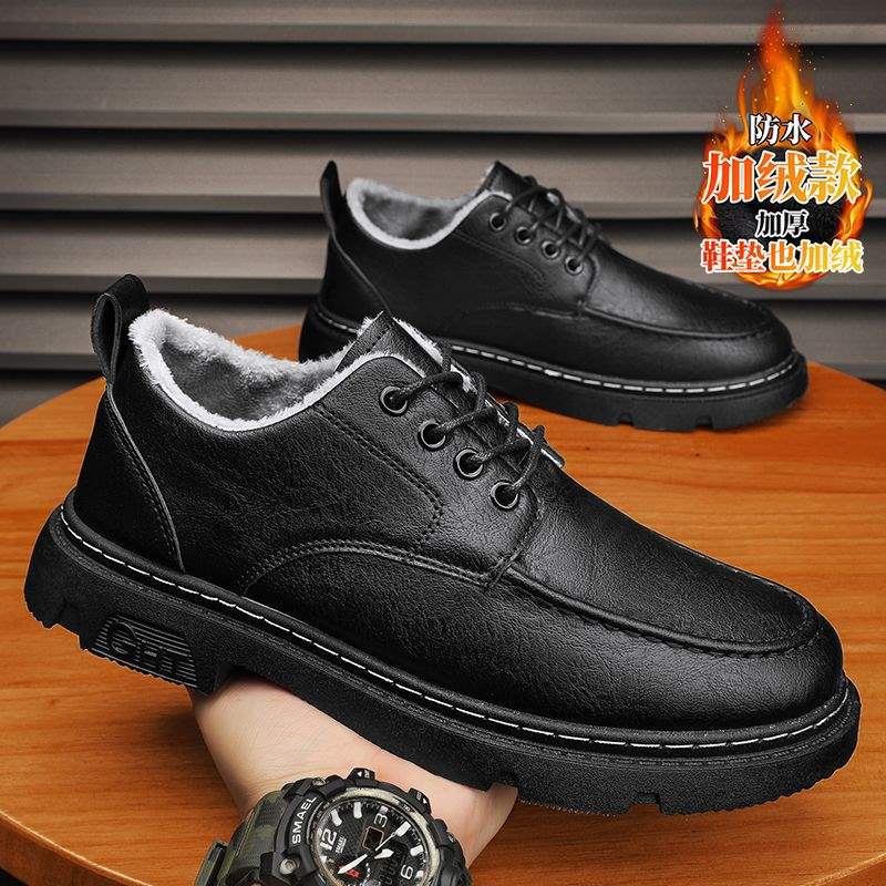 Bomullsskor herr vinter 2025 nya sammet förtjockade varma brittisk stil vardagliga läderskor herr låga business Martin-kängor