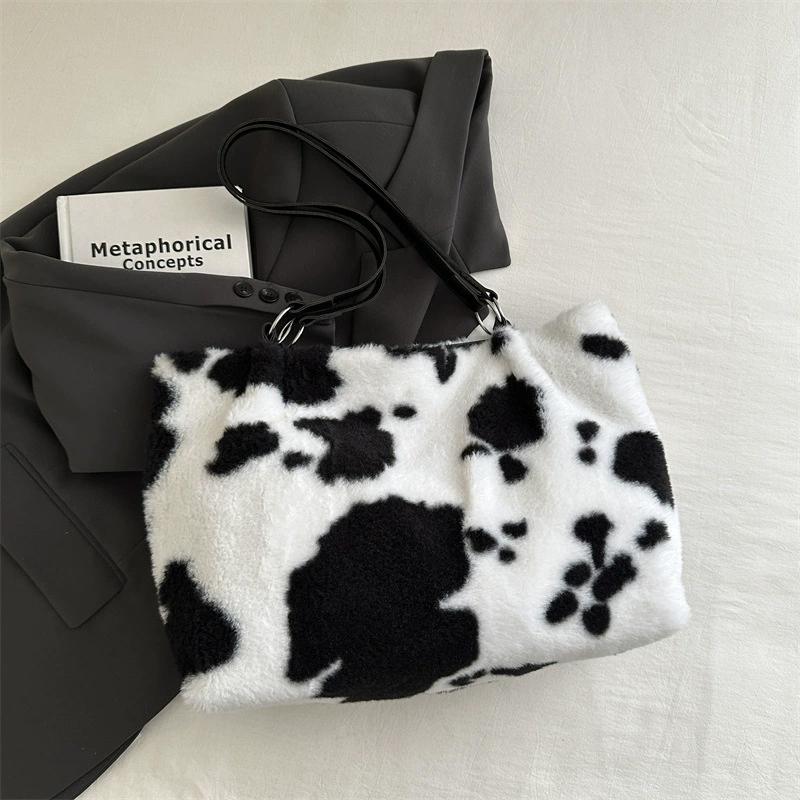Large Capacity Shopper Bags For Women Winter Travel Tote Bag Cow Printing Plush Shoulder Bag Ladies Designer Handbag