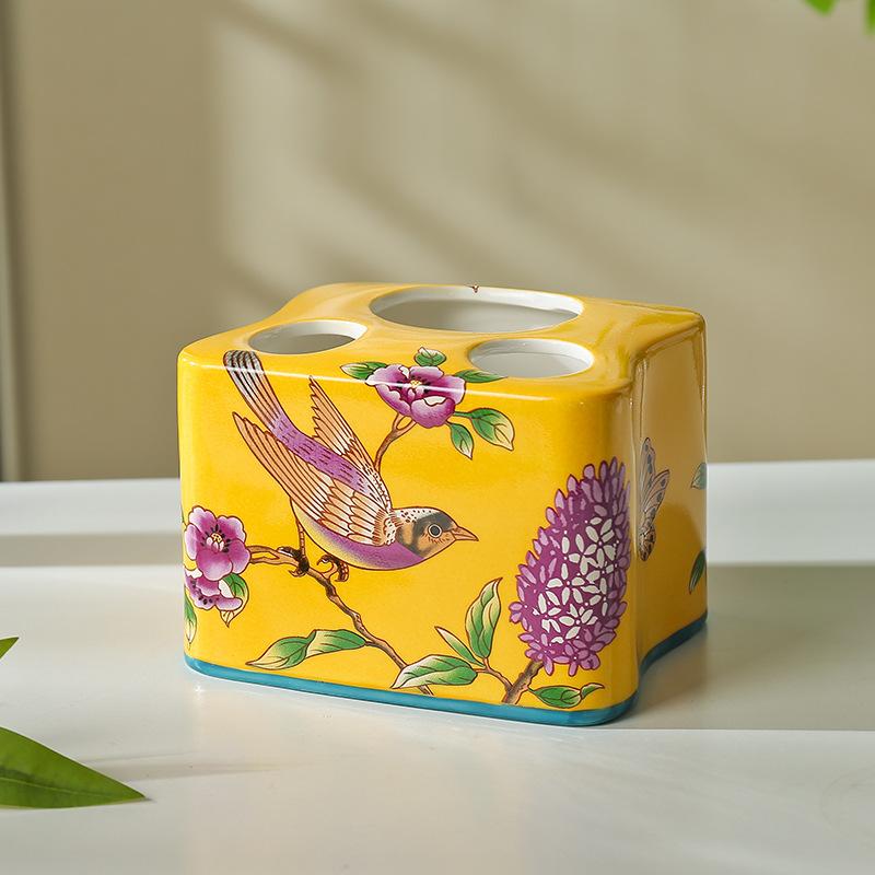 Creative Painted Floral Bird Ceramic Toothbrush Holder Artistic Three-hole Couple Toothbrush Holder Bathroom Toothpaste Storage
