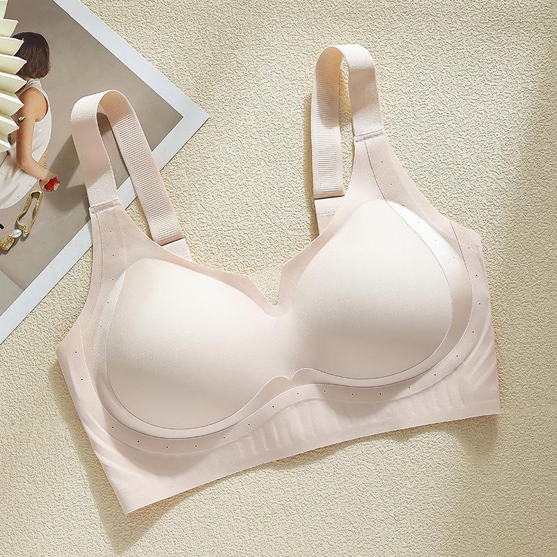 Plus Size Women Seamless Thin Full Cup Wireless Gathering Bra For Large Bust