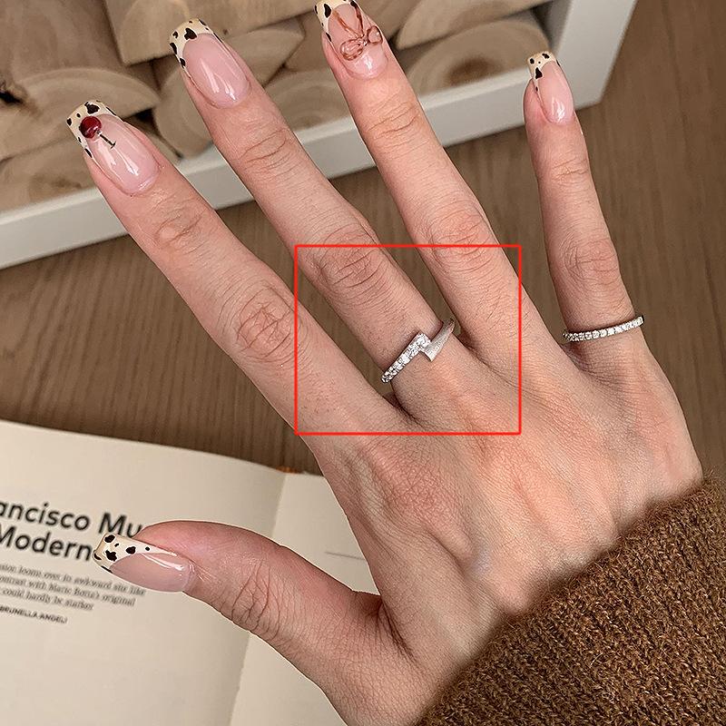 

ANENJERY Brushed Thin Inlaid Zircon Open Ring For Women Men Simple Ins Niche Cool Jewelry Gifts Wholesale Daily Wedding срібний