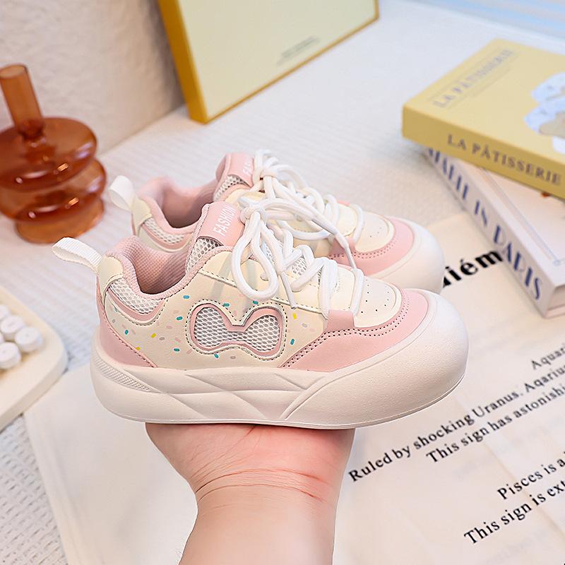 2025 new summer mesh breathable board shoes women's ins trendy thick-soled white shoes student niche bread shoes