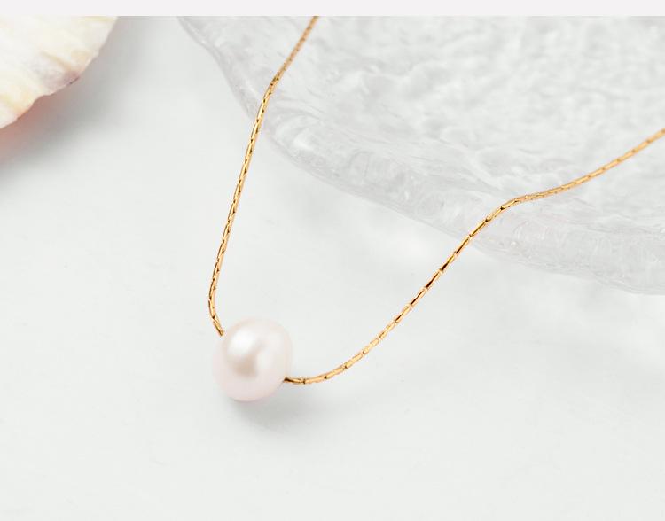 Elegant Pearl Gold-Plated Titanium Necklace - Durable, Versatile, Stylish Clavicle Chain