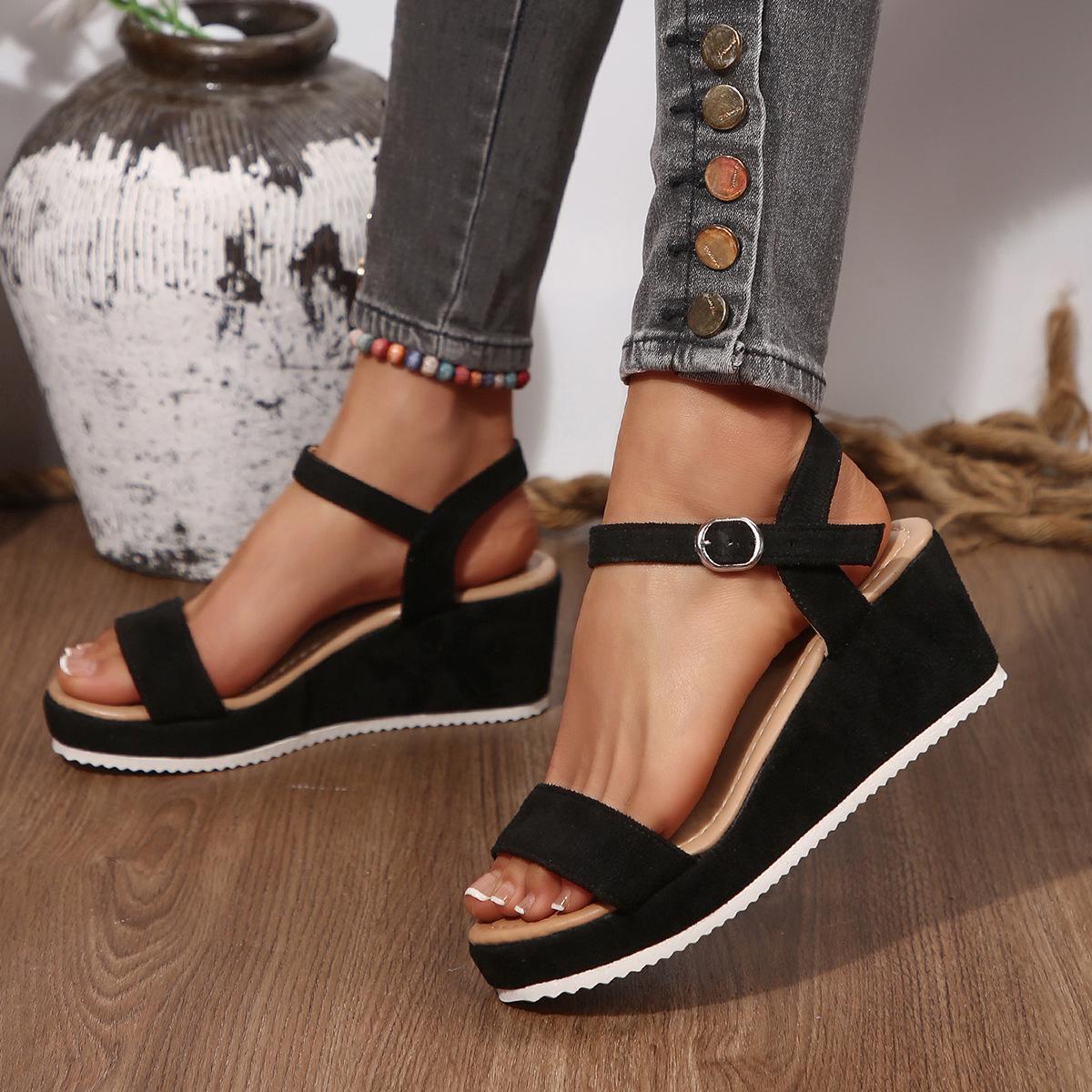 

Sandals women s large size 2025 summer new muffin slope heel platform sandals waterproof table suede women s sandals 43 чорний
