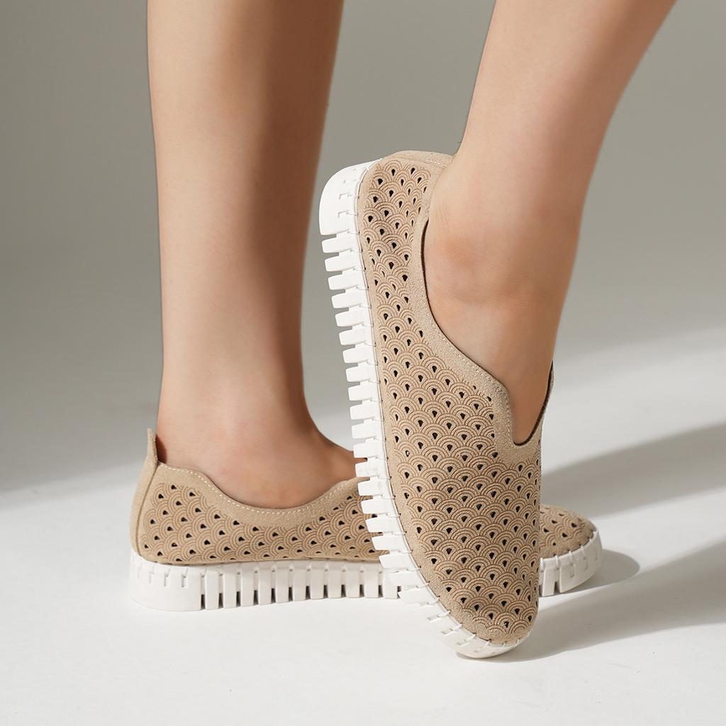 Foreign Trade Large Size Thick-soled Casual Board Shoes for Women Are Versatile and Breathable, Hollowed Out, Wearing Small White Shoes with One 
