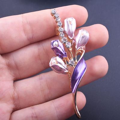 Elegant Golden White Tulip Brooch Sweet Flower Pin Gift For Women Wedding Engagement Date Party Jewelry