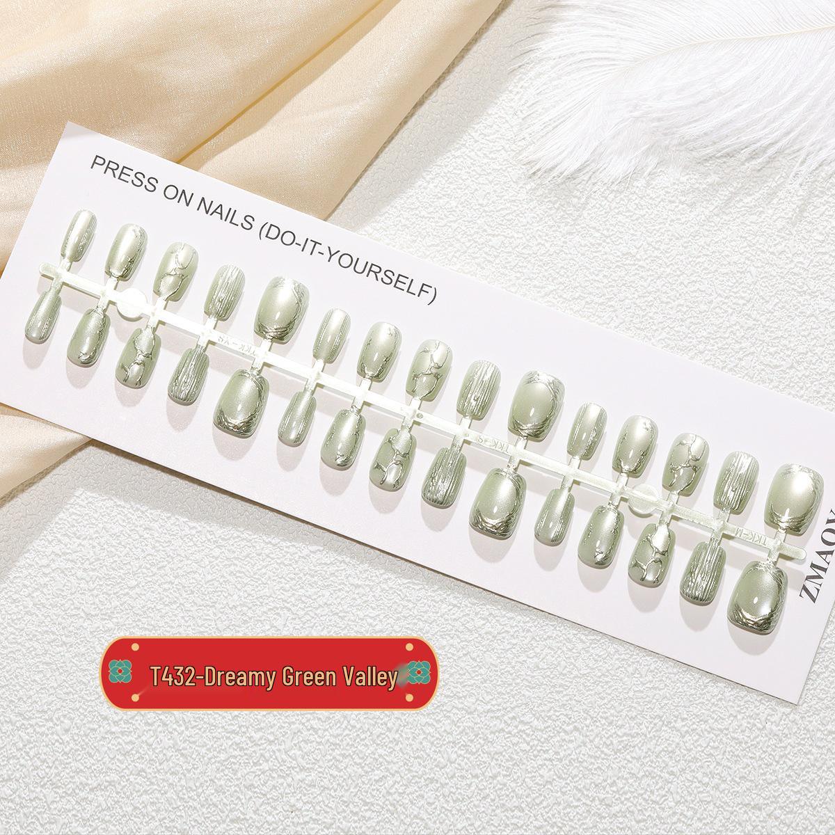 

Dreamy Green Valley Gilded Cat Eye Extra Short Wearable Nail Art (XS/S/M)