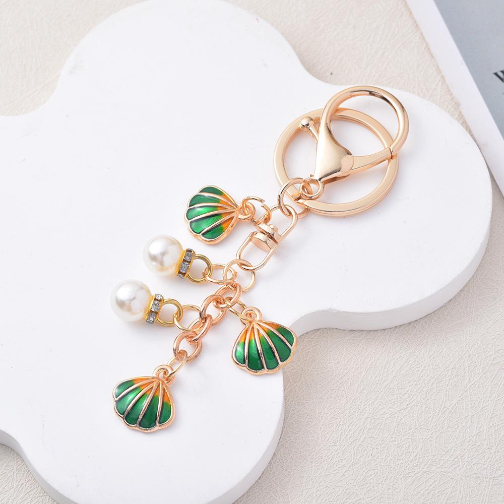 Colorful Handmade Shell Pearl Keychain Pendant - Perfect Gift for Female Students and Best Friends