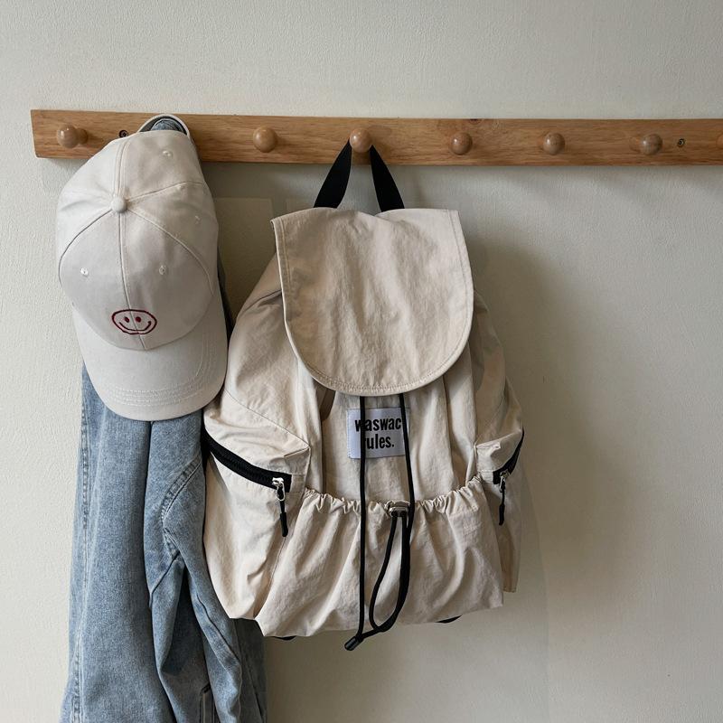 

Рюкзак Повсякденний Великої місткості Студентський Шкільний рюкзак Рюкзак на шнурку бежевий