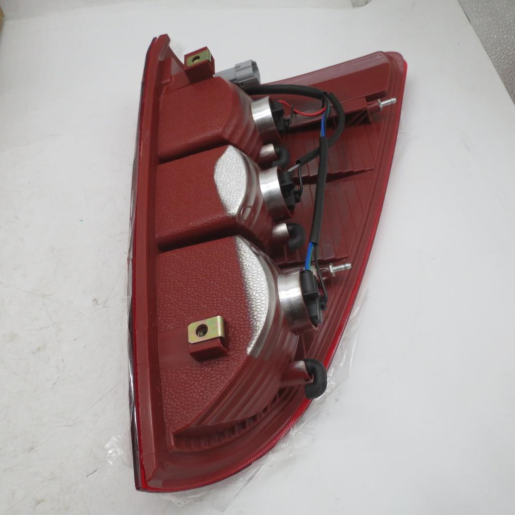 Trucks and Cars Auto Parts Rear Tail Light Rear Tail Lamp P1372100020A0