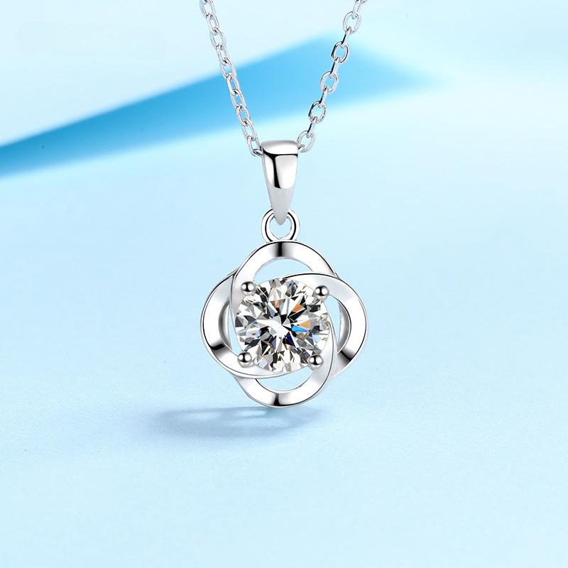 Valódi S925 ezüst nyaklánc 1 karátos moissanite gyémánt esküvői nyaklánc magas platinával bevont ékszer barátnőknek ajándék