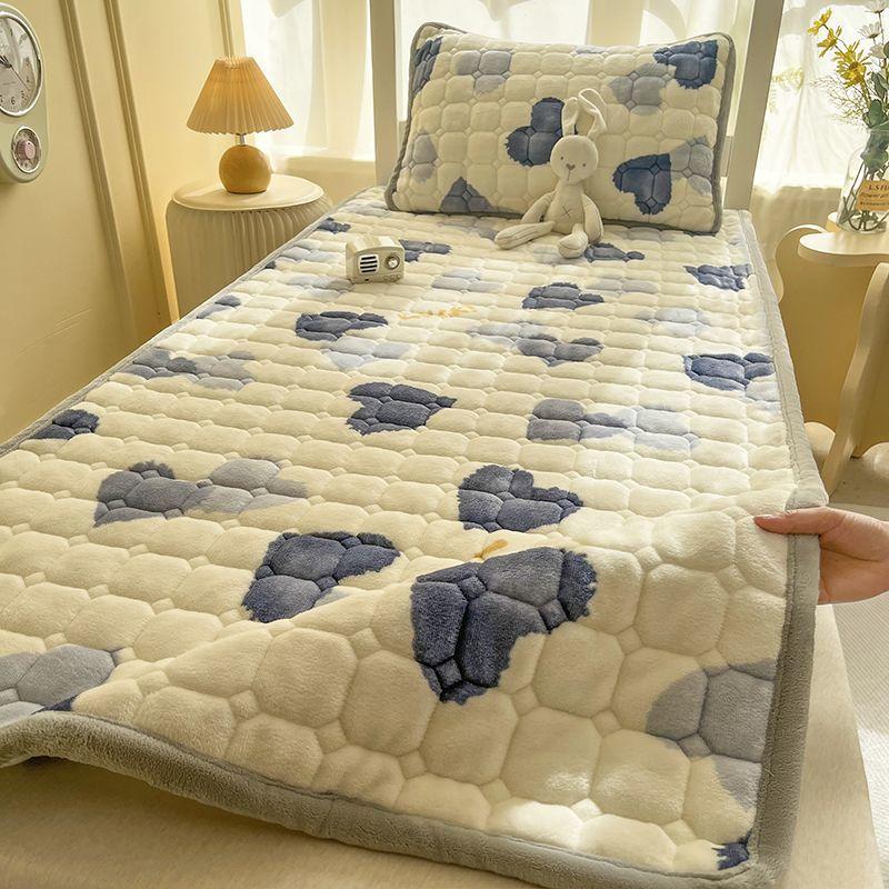 Fleece-lined and Thickened Milk Fleece Mattress, Mattress Pad, Quilt, and Soft Mattress Base