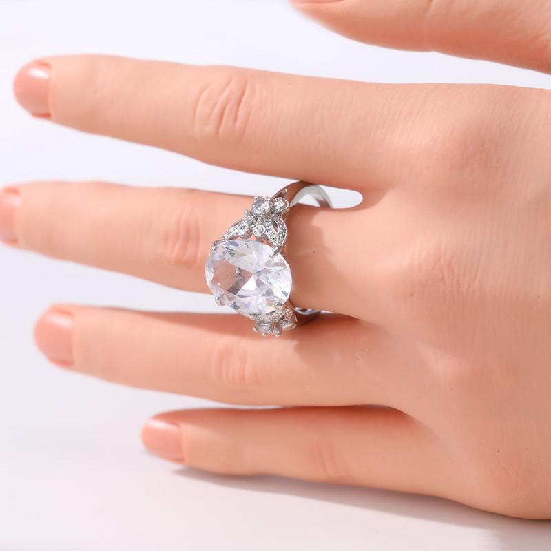 Elegant Inlaid White CZ Women's Ring Exquisite CopperColor Geometry Daily Wear Party Jewelry Anniversary Gift