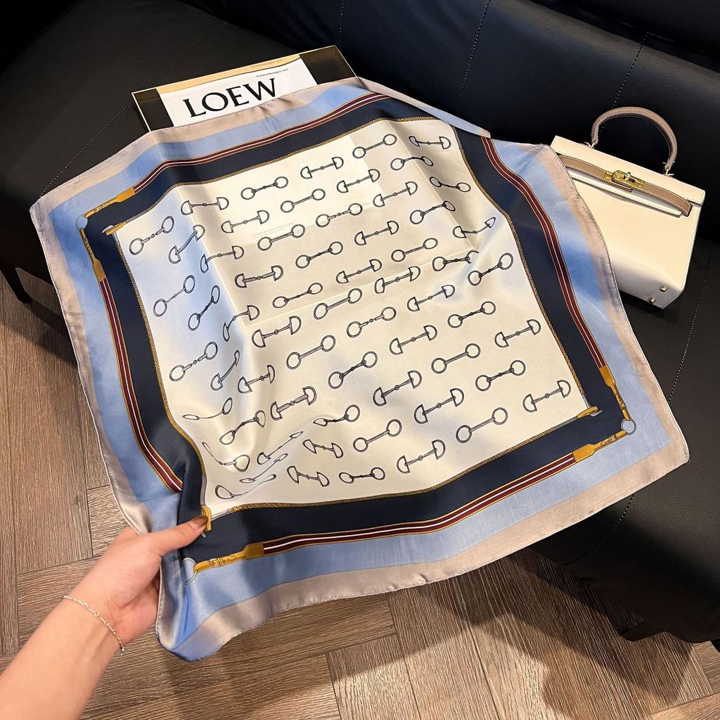 New blue silk scarf, high-end simulation silk square scarf, fashionable and versatile decorative bag binding, headband, professional scarf.