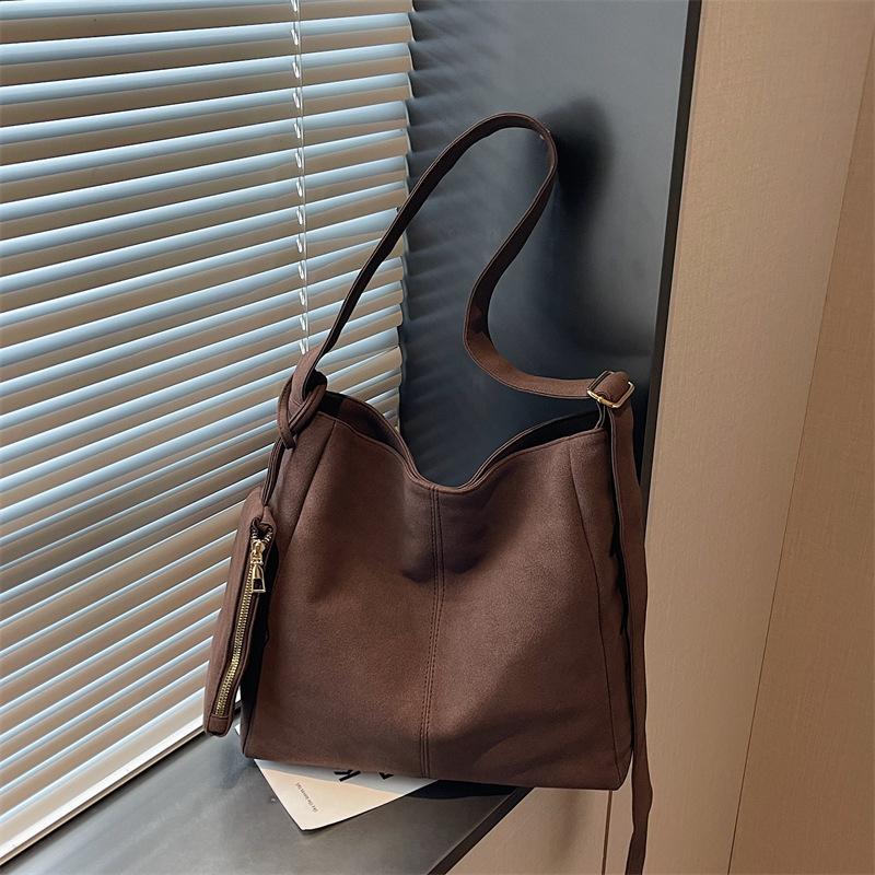 2025 New Suede Bag Women's High-end Maillard Shoulder Bag Large-capacity Tote Bag Versatile Messenger Bag