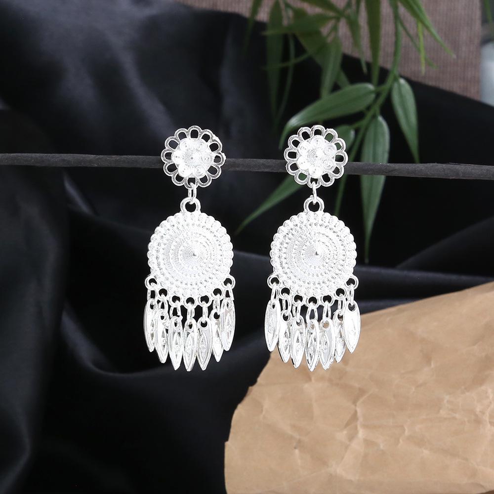 Miao Silver Tassel Earrings: Ethnic Style, Fashionable Exaggeration, Light Luxury Design