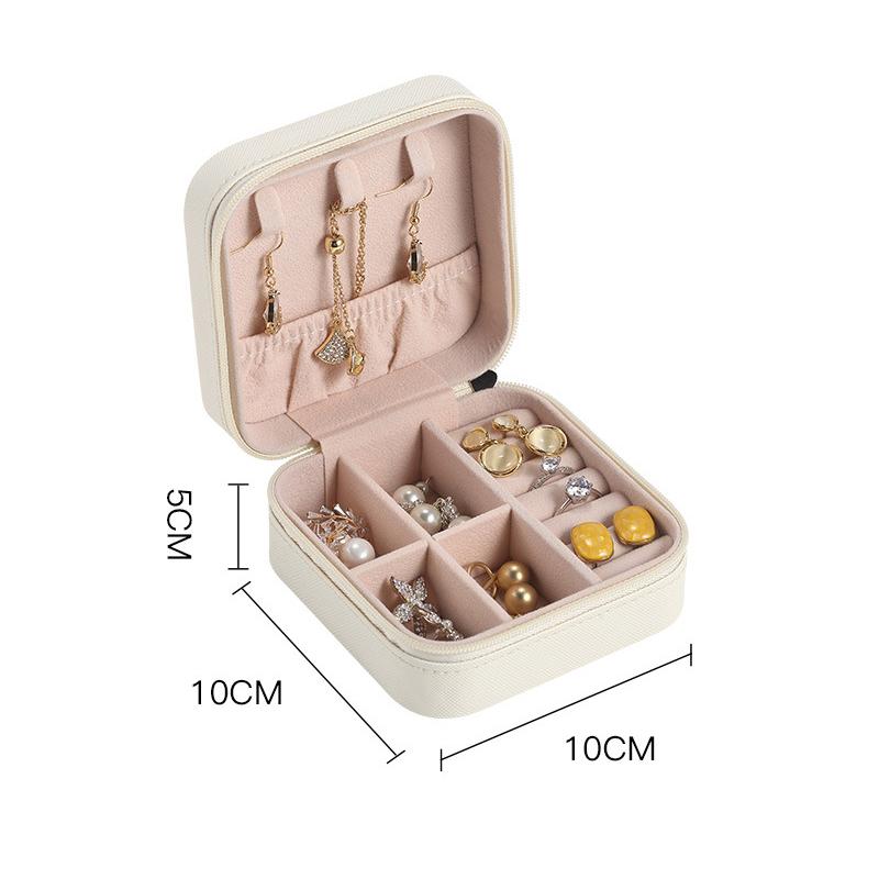 Travel Jewelry Case Exquisite Large Capacity Scratch Resistant Portable Jewelry Organizer Box for Outdoor Travel