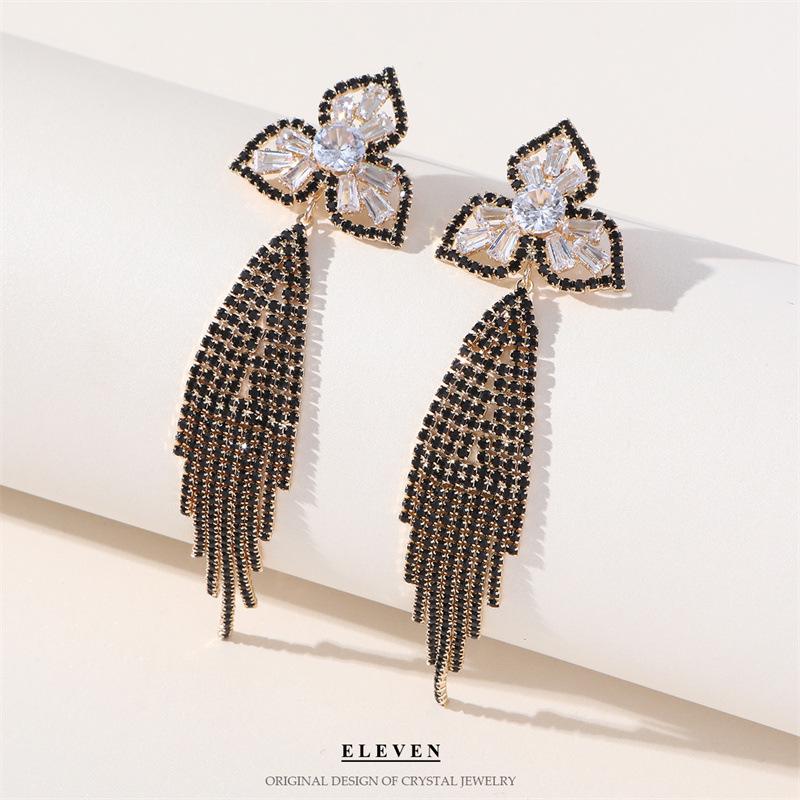 S925 Silver Needle Rhinestone Tassel Earrings - Exquisite Long Claw Chain with Colored Diamonds, European & American Style